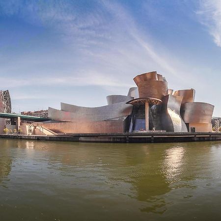 Vivienda Turistica De Prestancia Junto A La Ria De Nervion Bilbao Værelse billede