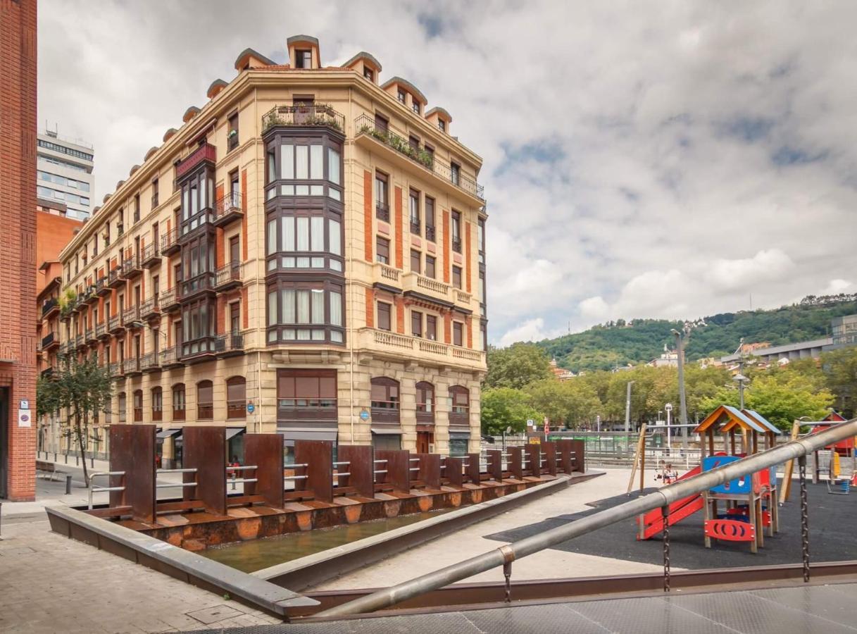 Vivienda Turistica De Prestancia Junto A La Ria De Nervion Bilbao Eksteriør billede